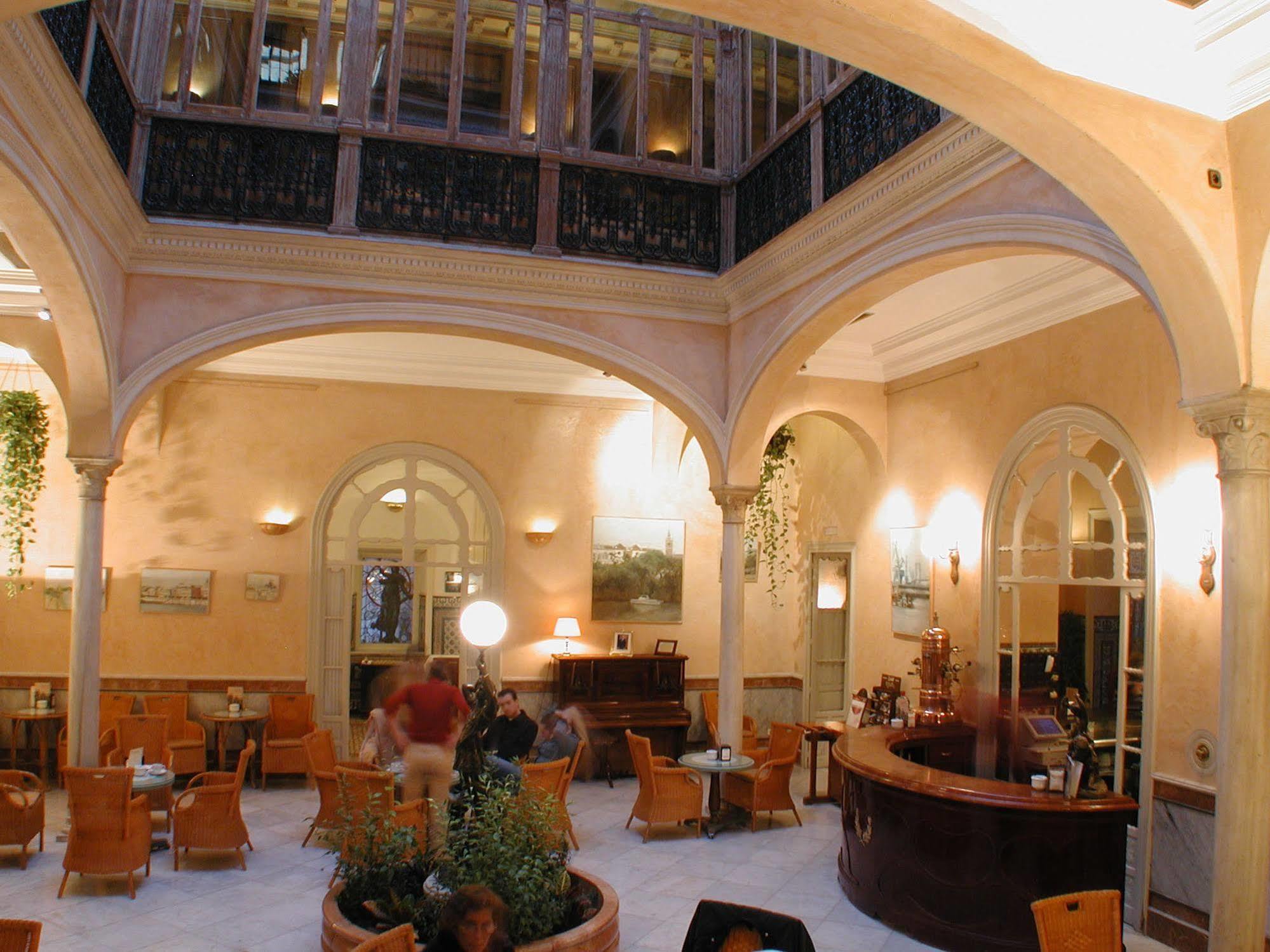 סביליה Hotel Alabardero מראה חיצוני תמונה