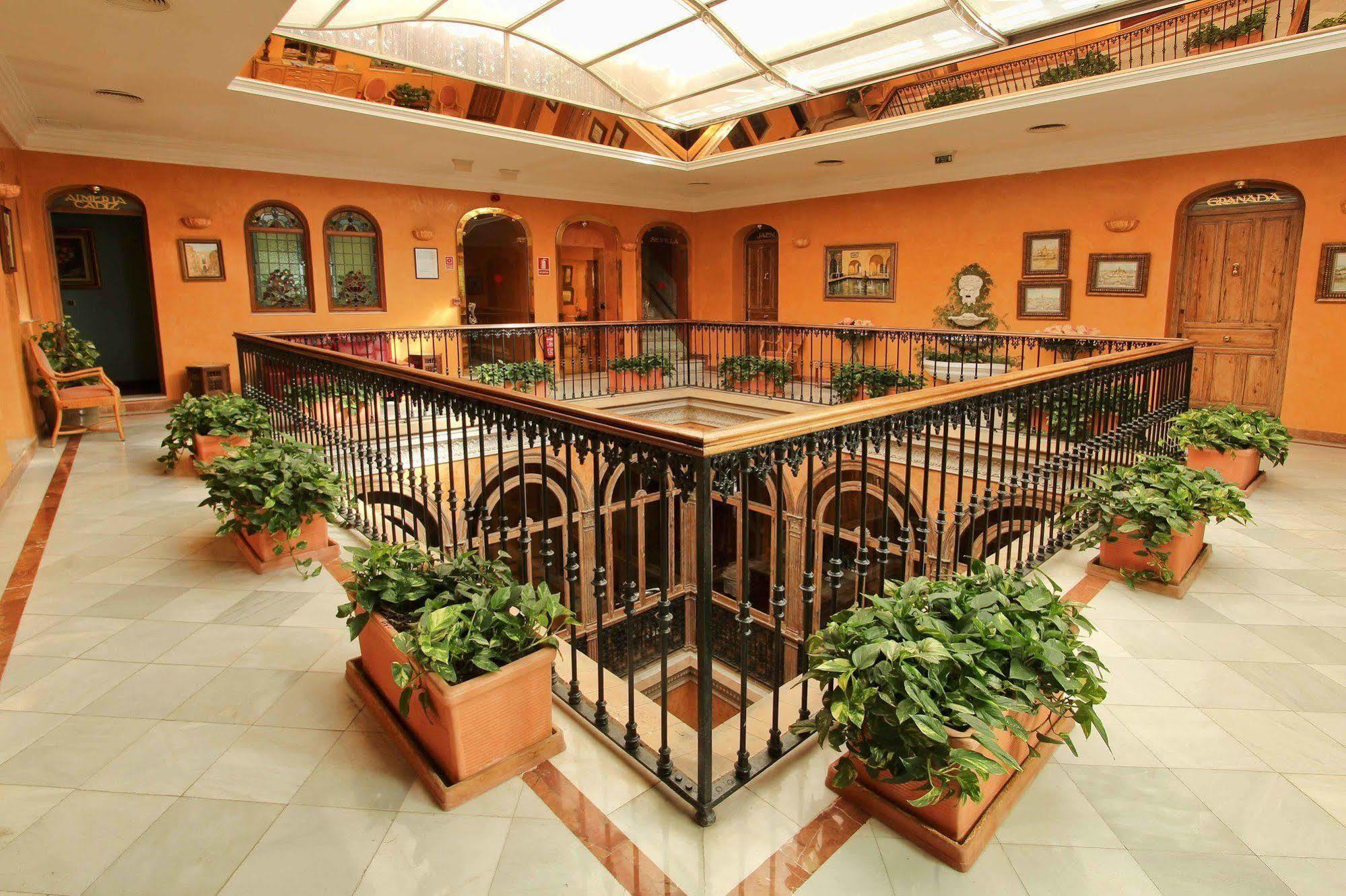 סביליה Hotel Alabardero מראה חיצוני תמונה