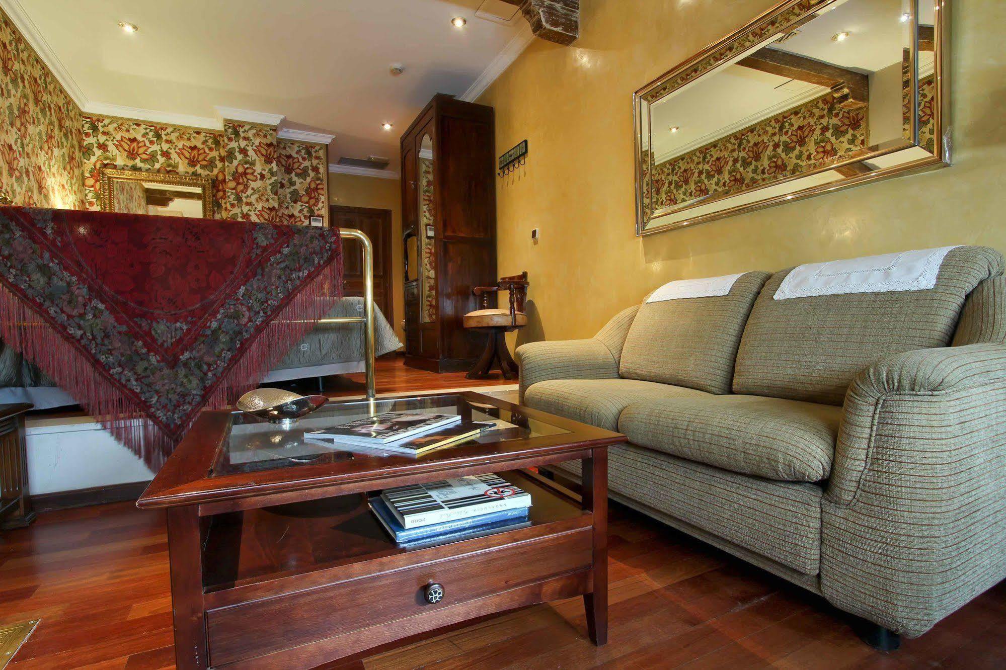 סביליה Hotel Alabardero מראה חיצוני תמונה
